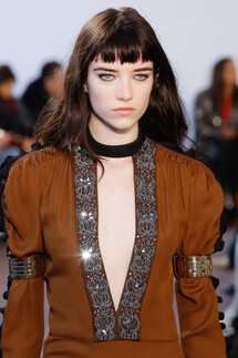 Details Chloé Fall 2018 Ready-to-Wear , Детали коллекции Хлоя осень зима 2018 , Fashion show , неделя моды в Париже , PFW , Paris Fashion Week , Mainstyles